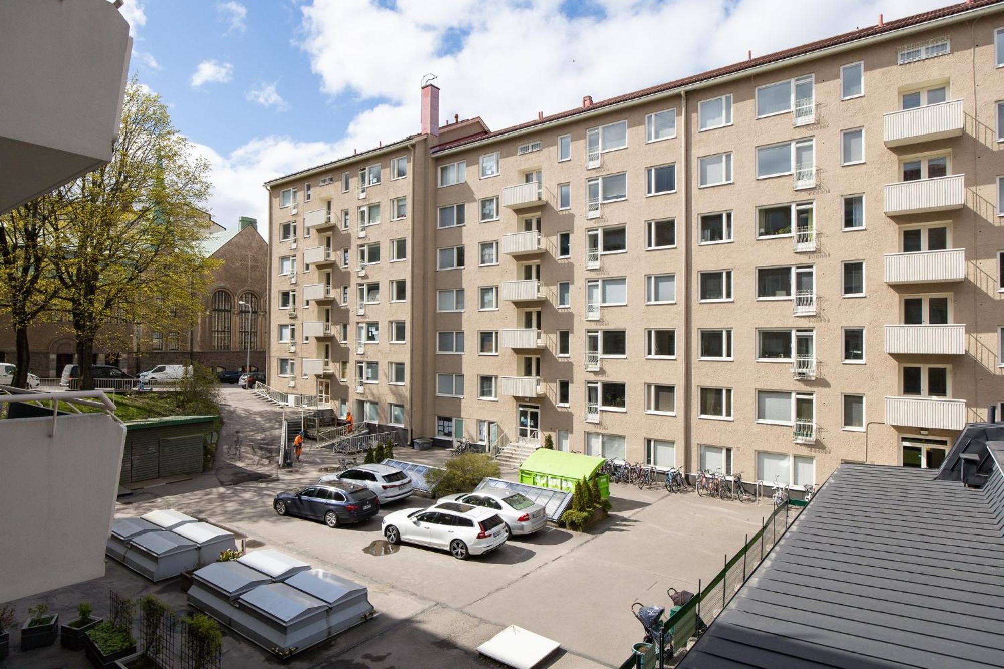 Family & Baby Ready Hideaway Apartment *